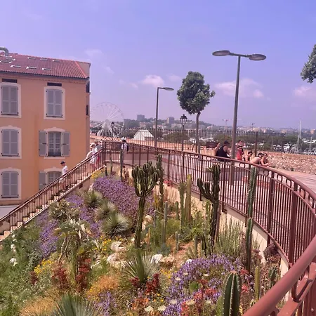 Insolite French Riviera Avec Parking * アンティーブ