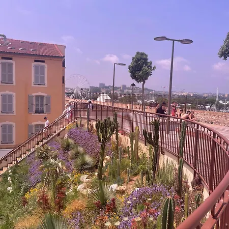 Logement Insolite French Riviera Avec Parking * Antibes