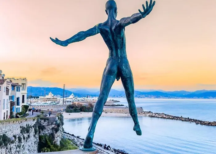 דירה Insolite French Riviera Avec Parking