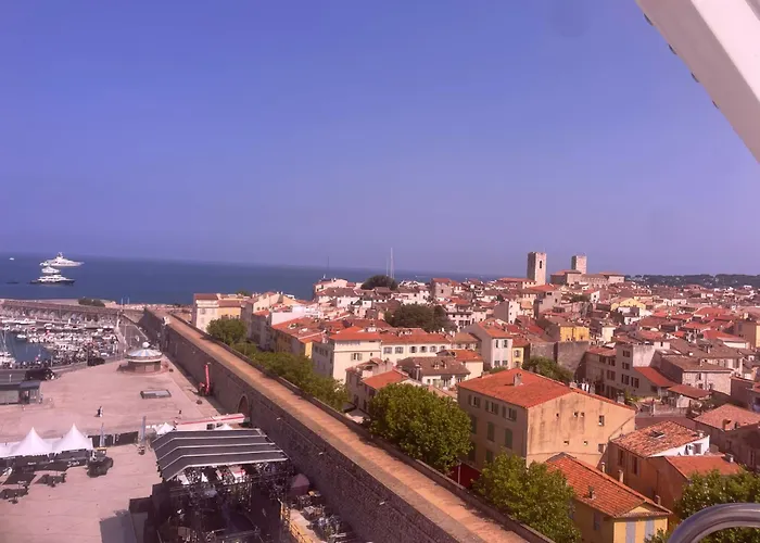 Insolite French Riviera Avec Parking דירה *